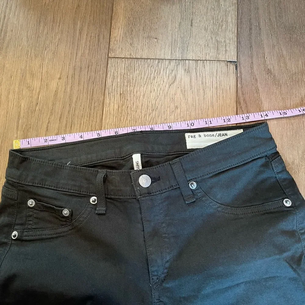 Rag & Bone legging in PFD Green. Like new condition! Size 28 - Picture 8 of 11